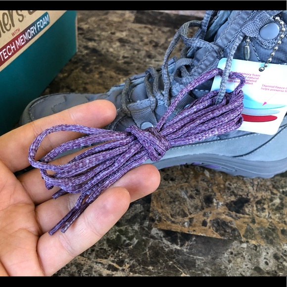 NEW Skechers Women's Relaxed Fit boots - Picture 5 of 16